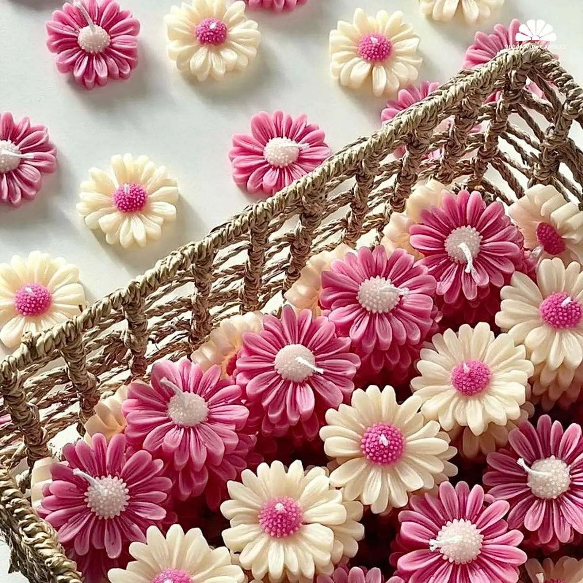 Daisy Flower Candle Party Favours NZ | Personalised Soy Wax Wedding Favours - Image 4