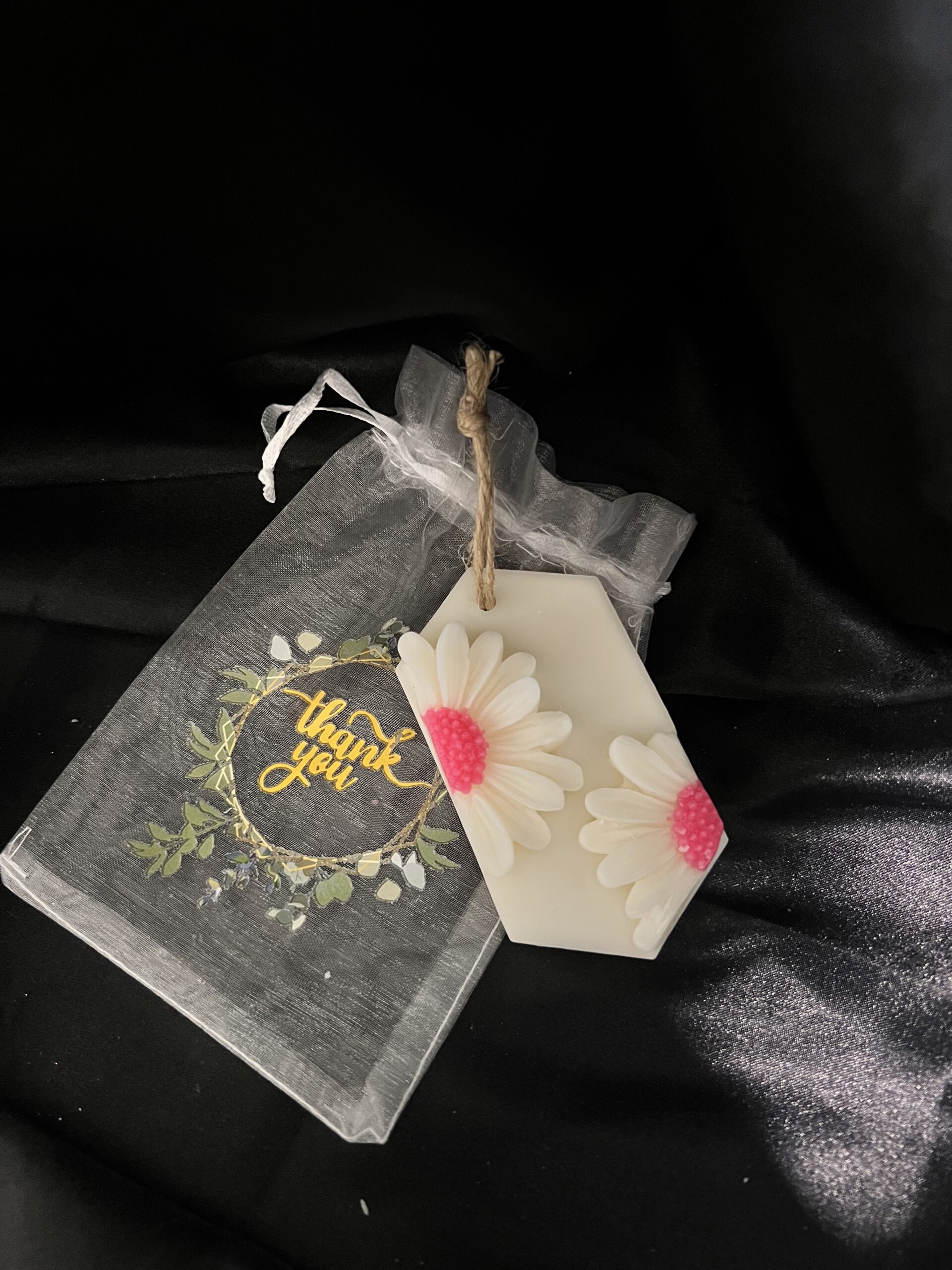 Personalised Floral Wax Sachets NZ | Scented Party Favours & Keepsake Gifts - Image 2