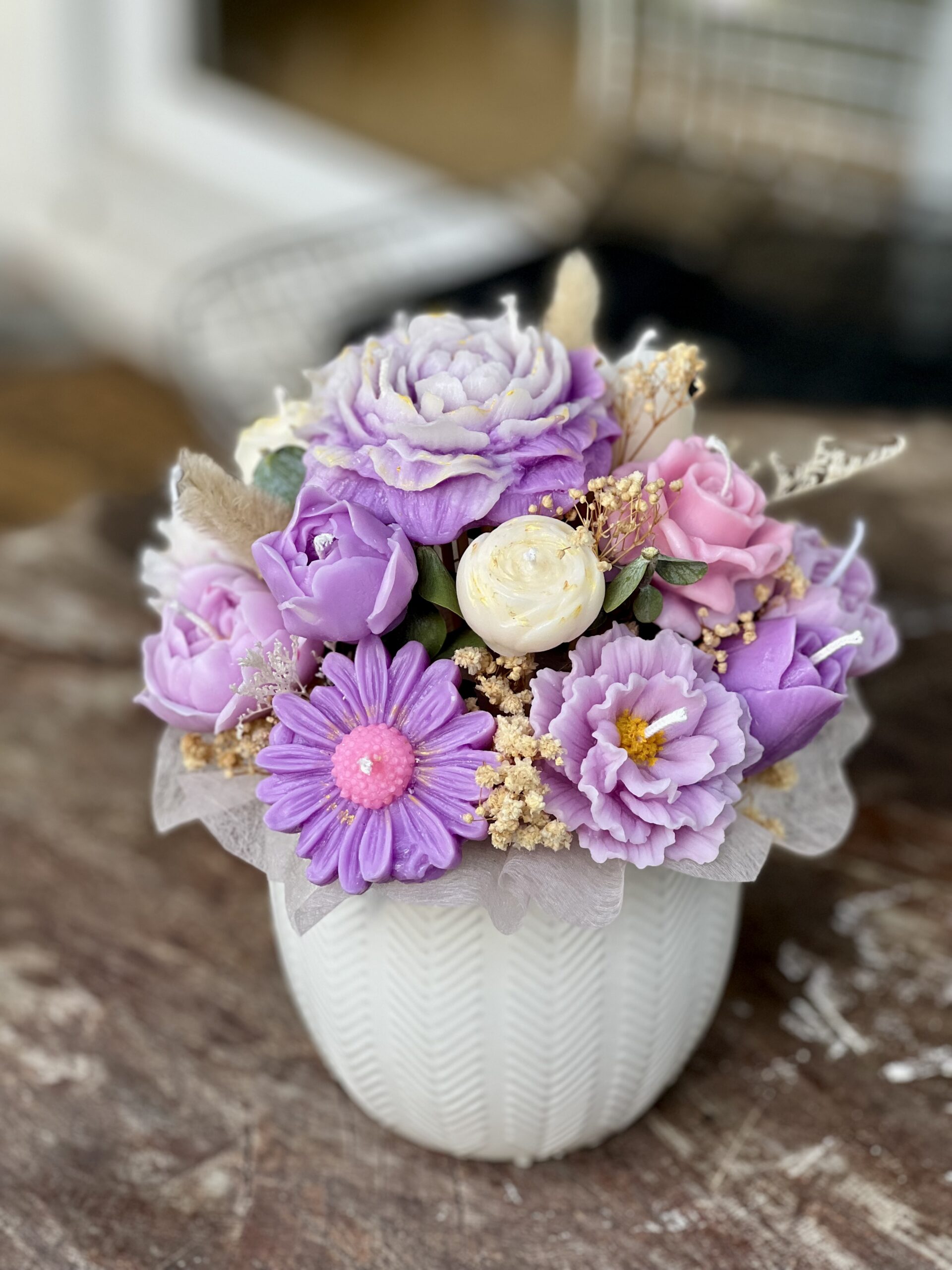 Medium Scented Candle Flower Bouquet Vase – Handmade Scented Floral Arrangement by La Sol Studio - Image 2