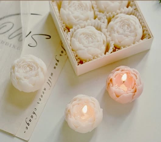 Box of 4 Rose Candles – Personalised Keepsake Party Favours & Thoughtful Gifts
